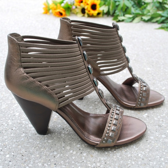 Vince Camuto Heels Size 8.5 - Picture 3 of 8